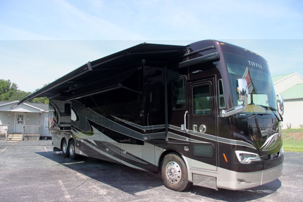 2019 Tiffin Motorhomes Allegro Bus 45mp